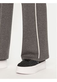 Liu Jo Sport Spodnie materiałowe TF4315 MS63L Szary Regular Fit. Kolor: szary. Materiał: syntetyk. Styl: sportowy #5