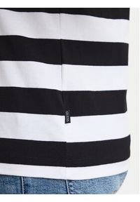 Guess Jeans T-Shirt M4YI84 K9XF1 Czarny Regular Fit. Kolor: czarny. Materiał: bawełna #3