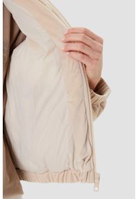 Guess - GUESS Beżowa zamszowa damska kurtka Couture Puffer, Rozmiar M. Kolor: beżowy. Materiał: zamsz #7