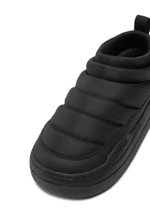 Śniegowce damskie Moon Boot PARK SOFT NYLON. Kolor: czarny. Materiał: nylon