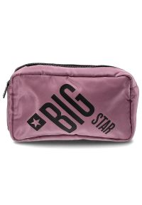 Big Star Accessories - Torba damska Big Star, kosmetyczka wykonana z materiału syntetycznego z nadrukowanym logo na froncie zapinana na zamek błyskawiczny, róż ciemny, II57. Kolor: różowy. Styl: casual, elegancki #1