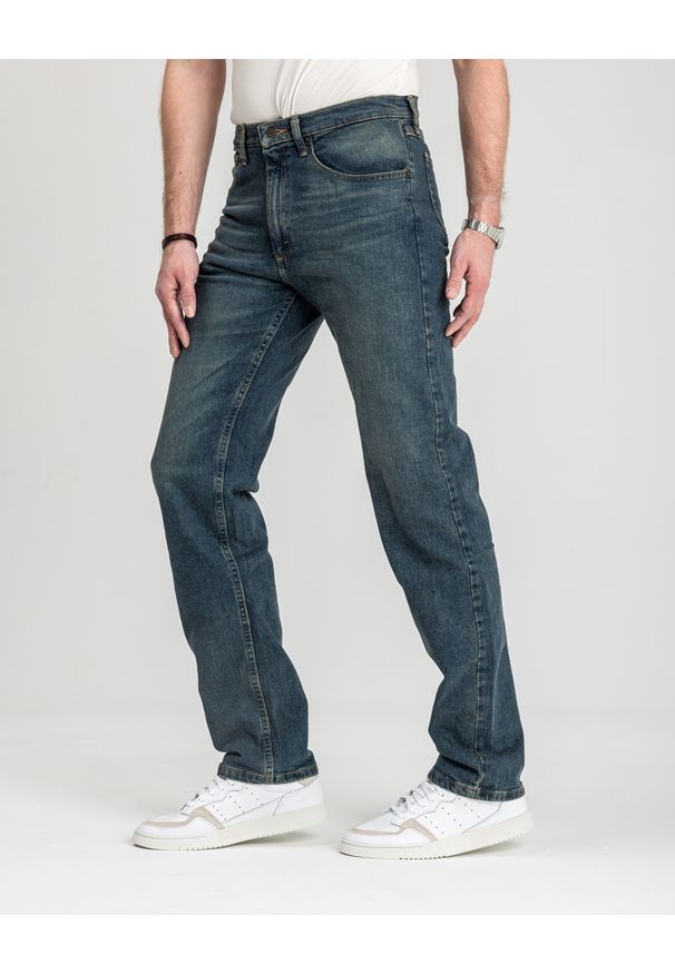 Męskie Spodnie Jeansowe Wrangler Regular Fit River 112352955. Styl: elegancki, klasyczny