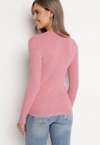 Born2be - Różowy Prążkowany Sweter z Ozdobnymi Guziczkami Vipond. Kolor: różowy. Materiał: prążkowany. Sezon: zima