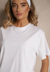 Renee - Biały Basicowy T-shirt z Bawełny Kollea. Okazja: na co dzień. Kolor: biały. Materiał: bawełna. Styl: klasyczny, casual