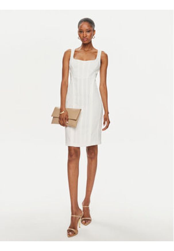Pinko Sukienka codzienna 102866 A0IM Écru Slim Fit. Okazja: na co dzień. Materiał: wiskoza, len. Typ sukienki: proste. Styl: casual
