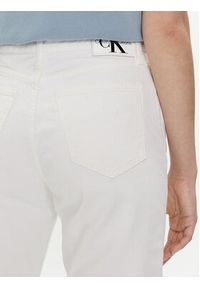 Calvin Klein Jeans Jeansy Authentic J20J222741 Biały Slim Fit. Kolor: biały