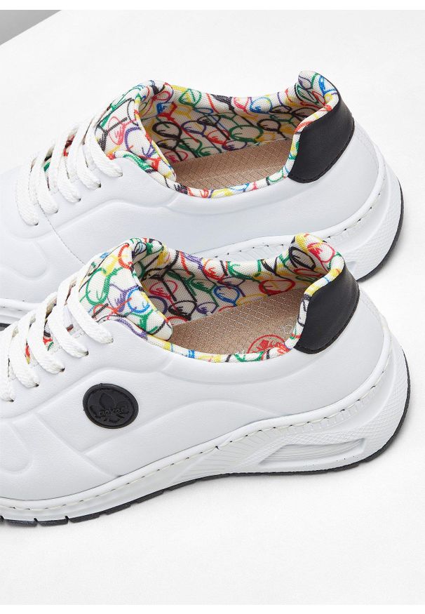 bonprix - Sneakersy Rieker. Kolor: biały