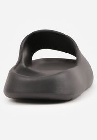 Born2be - Czarne Piankowe Klapki z Szerokim Paskiem Jaspera. Okazja: do domu, na plażę. Kolor: czarny. Materiał: dresówka. Styl: klasyczny #7