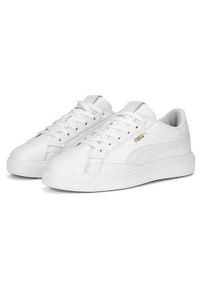 Buty do chodzenia damskie Puma Lajla. Zapięcie: sznurówki. Kolor: biały. Materiał: materiał, syntetyk. Szerokość cholewki: normalna. Sport: turystyka piesza