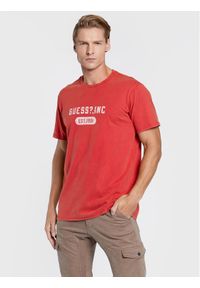 Guess T-Shirt M2YI98 K8FQ0 Czerwony Regular Fit. Kolor: czerwony. Materiał: bawełna