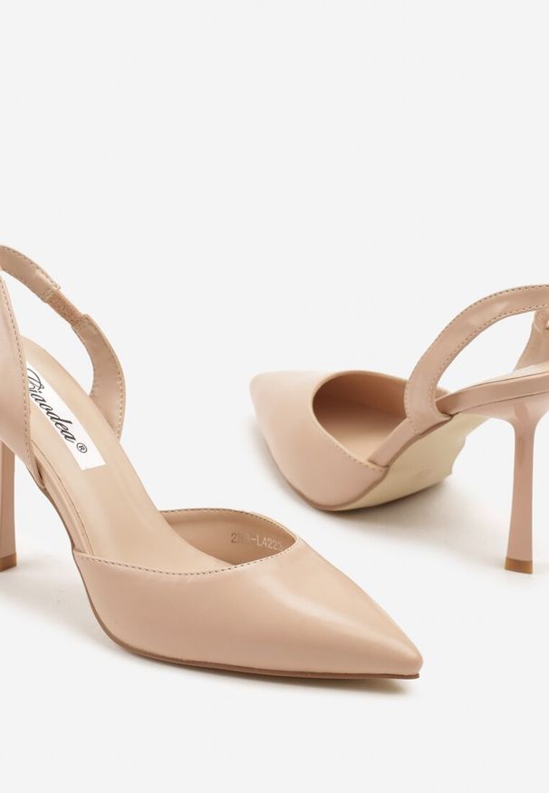 Renee - Beżowe Sandały na Szpilce ze Szpiczastym Noskiem i Odkrytą Piętą Deralise. Okazja: na spotkanie biznesowe, do pracy, na co dzień. Nosek buta: szpiczasty. Kolor: beżowy. Materiał: jeans. Obcas: na szpilce. Styl: elegancki, casual, klasyczny, biznesowy. Wysokość obcasa: średni