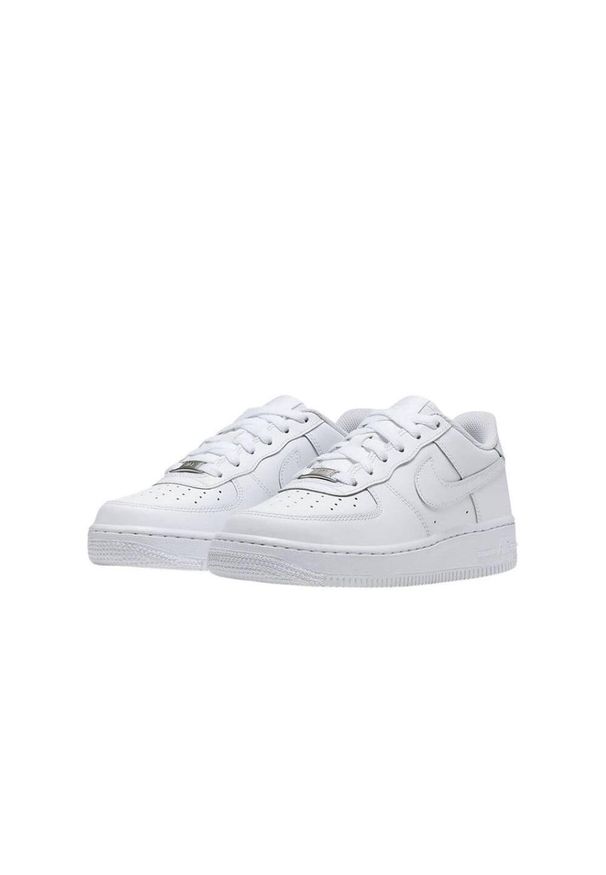 Buty do chodzenia damskie Nike Air Force 1 07. Zapięcie: sznurówki. Kolor: biały. Materiał: syntetyk, tkanina, skóra, materiał. Szerokość cholewki: normalna. Model: Nike Air Force. Sport: turystyka piesza