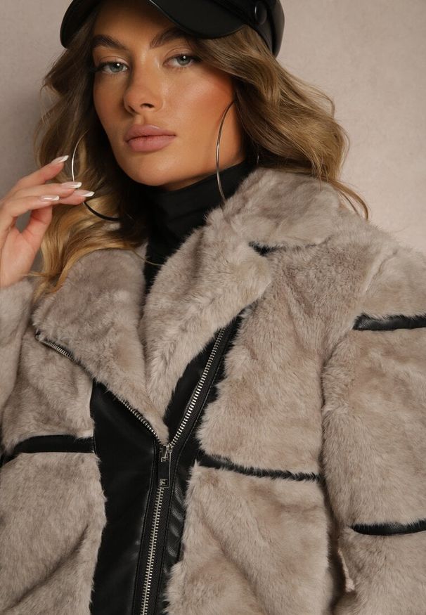 Renee - Szara Kurtka z Pikowanym Futerkiem z Paskiem i Klamrą Norandel. Okazja: na co dzień. Kolor: szary. Materiał: futro. Styl: klasyczny, elegancki, casual