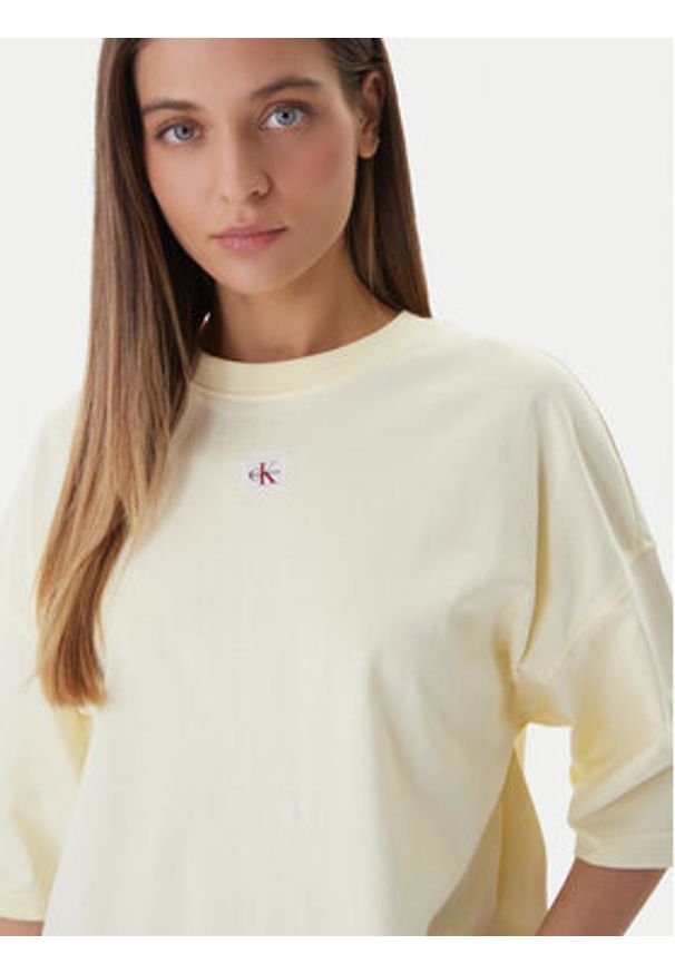 Calvin Klein Jeans T-Shirt LV047D204G Żółty Oversize. Kolor: żółty. Materiał: bawełna