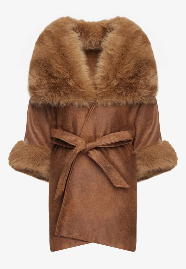Born2be - Brązowy Płaszcz z Wiązaniem w Pasie i Futerkiem Ozdobiony Wycięciami po Bookach Sartellia. Kolor: brązowy. Materiał: futro. Długość rękawa: długi rękaw. Długość: długie. Wzór: aplikacja. Styl: wizytowy, klasyczny, elegancki