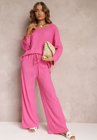 Renee - Różowa Bluzka z Rękawami 7/8 i Delikatnym Tłoczeniem Kylinn. Kolor: różowy. Materiał: tkanina. Wzór: aplikacja #5