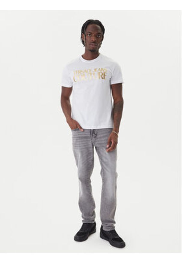 Versace Jeans Couture T-Shirt 79GAHT05 CJ00T Biały Regular Fit. Kolor: biały. Materiał: bawełna