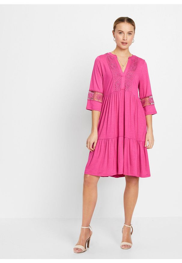 bonprix - Sukienka tunikowa z koronką. Kolor: różowy. Materiał: koronka. Wzór: koronka