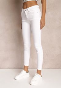 Renee - Białe Jeansy Skinny z Efektem Push Up Karinali. Okazja: na co dzień. Kolor: biały. Wzór: gładki. Styl: casual #5