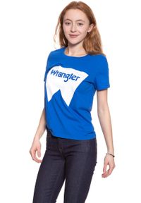 Wrangler - WRANGLER T SHIRT DAMSKI FESTIVAL TEE VICTORIA BLUE W7016EVJS. Wzór: nadruk #5