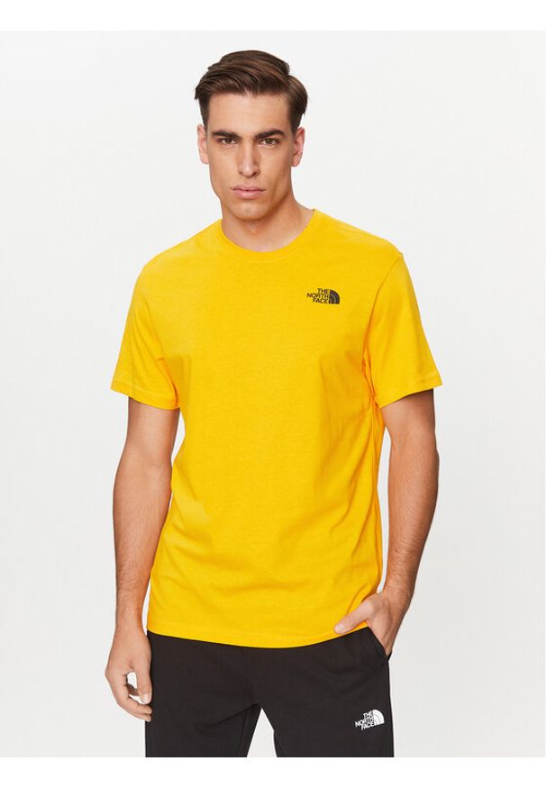 The North Face T-Shirt Redbox NF0A2TX2 Żółty Regular Fit. Kolor: żółty. Materiał: bawełna