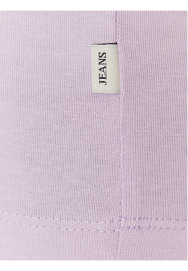 Guess Jeans T-Shirt W4YI02 J1314 Fioletowy Slim Fit. Kolor: fioletowy. Materiał: bawełna