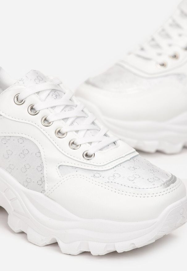 Born2be - Białe Sneakersy na Grubej Podeszwie z Metaliczną Nitką Adeteia. Okazja: na co dzień. Kolor: biały