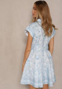 Renee - Niebieska Koszulowa Sukienka z Wiskozy z Paskiem z Klamrą Nitalana. Okazja: na co dzień. Typ kołnierza: dekolt w serek. Kolor: niebieski. Materiał: wiskoza. Długość rękawa: krótki rękaw. Typ sukienki: koszulowe. Styl: klasyczny, casual, elegancki #3