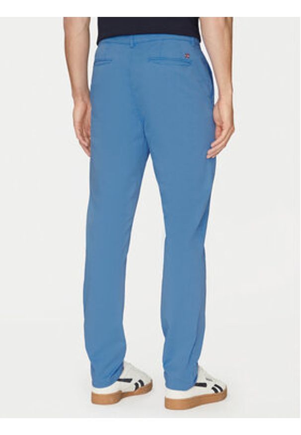 Napapijri Chinosy M-Puyo NP0A4H98 Niebieski Slim Fit. Kolor: niebieski. Materiał: bawełna