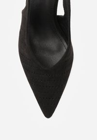 Renee - Czarne Szpilki Slingback z Ażurową Cholewką Nessnore. Zapięcie: sprzączka. Kolor: czarny. Materiał: satyna. Szerokość cholewki: normalna. Wzór: ażurowy. Obcas: na szpilce #7