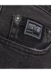Versace Jeans Couture - VERSACE JEANS COUTURE - Szare spodnie Slim Fit. Kolor: szary