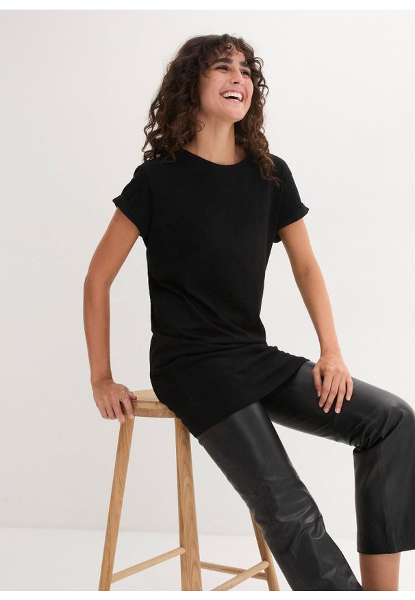 bonprix - Długi T-shirt z czystej bawełny. Kolor: czarny. Materiał: bawełna. Długość rękawa: krótki rękaw. Długość: krótkie, długie