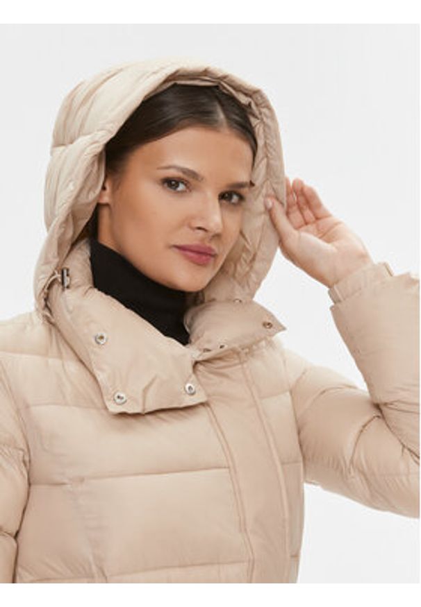 Patrizia Pepe Kurtka zimowa 2O0121/A9M1-B778 Beżowy Regular Fit. Kolor: beżowy. Materiał: syntetyk, puch. Sezon: zima