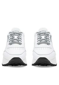 Reebok Sneakersy CLASSIC LEATHER TRIPLE LIFT 100209620 Biały. Kolor: biały. Materiał: skóra. Model: Reebok Classic #3