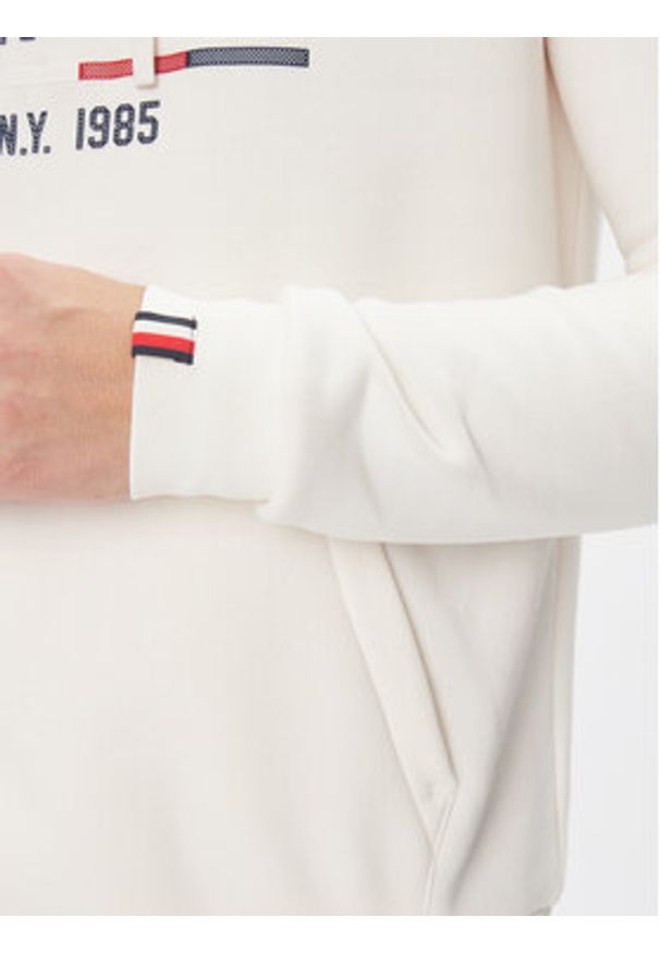 TOMMY HILFIGER - Tommy Hilfiger Bluza Graphic MW0MW32627 Biały Regular Fit. Kolor: biały. Materiał: bawełna