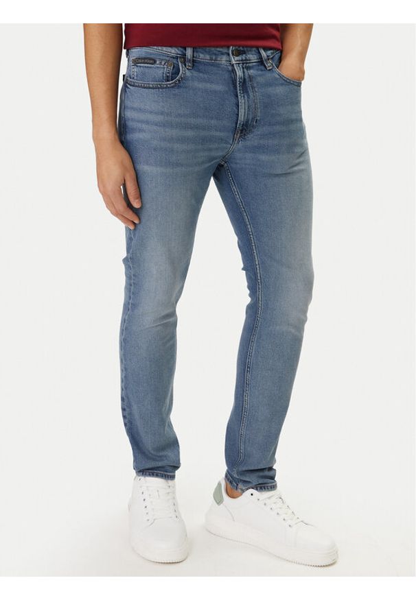Calvin Klein Jeansy LV04RF950G Niebieski Slim Taper Fit. Kolor: niebieski