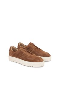 Kazar - Zamszowe sneakersy męskie na grubej podeszwie ze żłobieniem. Kolor: brązowy. Materiał: zamsz. Szerokość cholewki: normalna #4