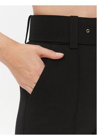 Luisa Spagnoli Spodnie materiałowe Osten 540365 Czarny Regular Fit. Kolor: czarny. Materiał: wiskoza
