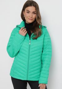 Born2be - Zielona Pikowana Kurtka z Odpinanym Kapturem Ebinia. Kolor: zielony #5
