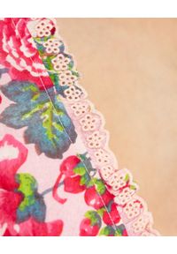 LOVE SHACK FANCY - Sukienka w kwiatowy wzór Salima. Kolor: różowy, wielokolorowy, fioletowy. Materiał: bawełna, jedwab. Wzór: kwiaty. Typ sukienki: rozkloszowane, asymetryczne #5
