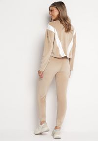 Born2be - Beżowy Welurowy Komplet Dresowy z Bluzą i Spodniami Bellanna. Kolor: beżowy. Materiał: welur, dresówka #4