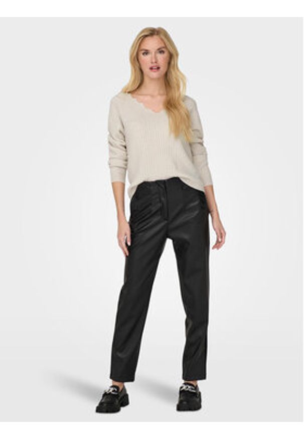 only - ONLY Sweter 15297168 Beżowy Regular Fit. Kolor: beżowy. Materiał: syntetyk