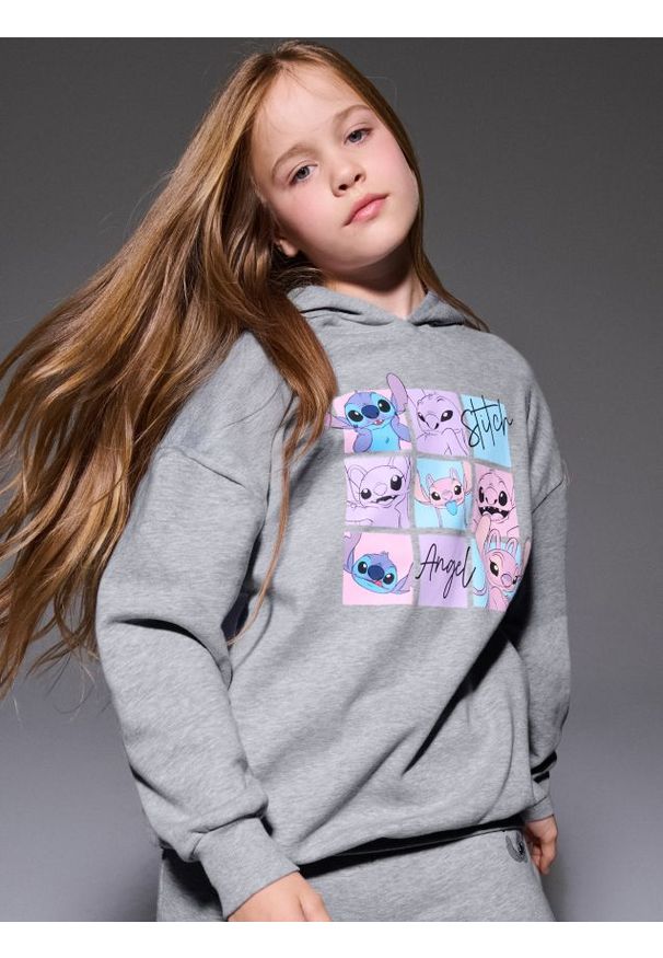 Sinsay - Bluza hoodie z nadrukiem Lilo & Stitch - szary. Kolor: szary. Wzór: nadruk