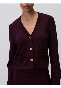Reserved - Kardigan z ozdobnymi guzikami - bordowy. Kolor: czerwony. Materiał: wiskoza, dzianina #1