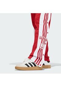 Adidas - adidas Spodnie dresowe Adibreak KD6324 Czerwony Loose Fit. Kolor: czerwony. Materiał: syntetyk #4