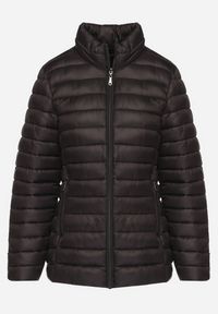 Born2be - Czarna Pikowana Kurtka z Kieszeniami Zapinanymi na Zamek Błyskawiczny Mivindra. Okazja: na co dzień. Kolor: czarny. Materiał: jeans. Styl: casual #6