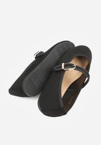 Renee - Czarne Balerinki Mary Jane z Klamrą Zaurg. Okazja: na co dzień. Zapięcie: klamry. Kolor: czarny. Materiał: jeans. Styl: klasyczny, casual, elegancki #4