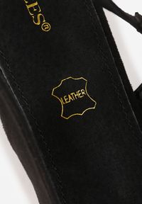 Born2be - Czarne Sandały Vices na Obcasie Bez Pięty ze Skórzaną Wkładką Ciariliana. Okazja: na co dzień. Zapięcie: sprzączka. Kolor: czarny. Materiał: skóra. Szerokość cholewki: normalna. Obcas: na obcasie. Styl: casual, elegancki, klasyczny. Wysokość obcasa: średni #9