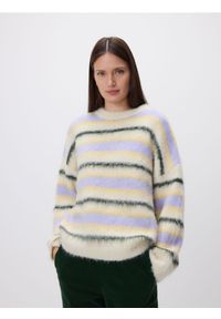 Reserved - Sweter w paski - wielobarwny. Materiał: wełna, dzianina. Wzór: paski #1