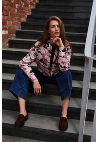 MOODO - Rozpinana bluza z kwiatowym nadrukiem burgundowa. Kolor: czerwony. Materiał: bawełna, poliester. Wzór: kwiaty, nadruk #1